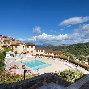 Costa Ruja Aparthotel